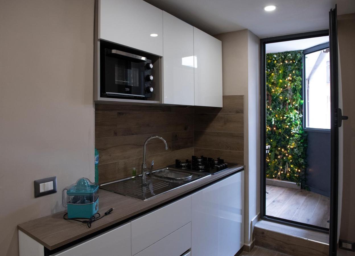Famalu Apartments 나폴리 외부 사진