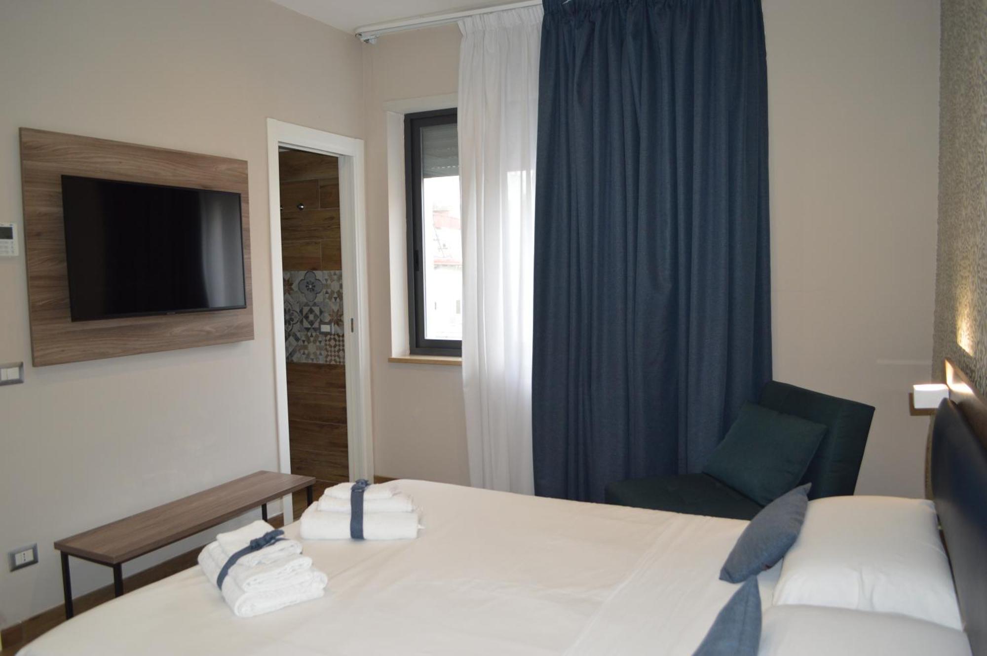 Famalu Apartments 나폴리 외부 사진