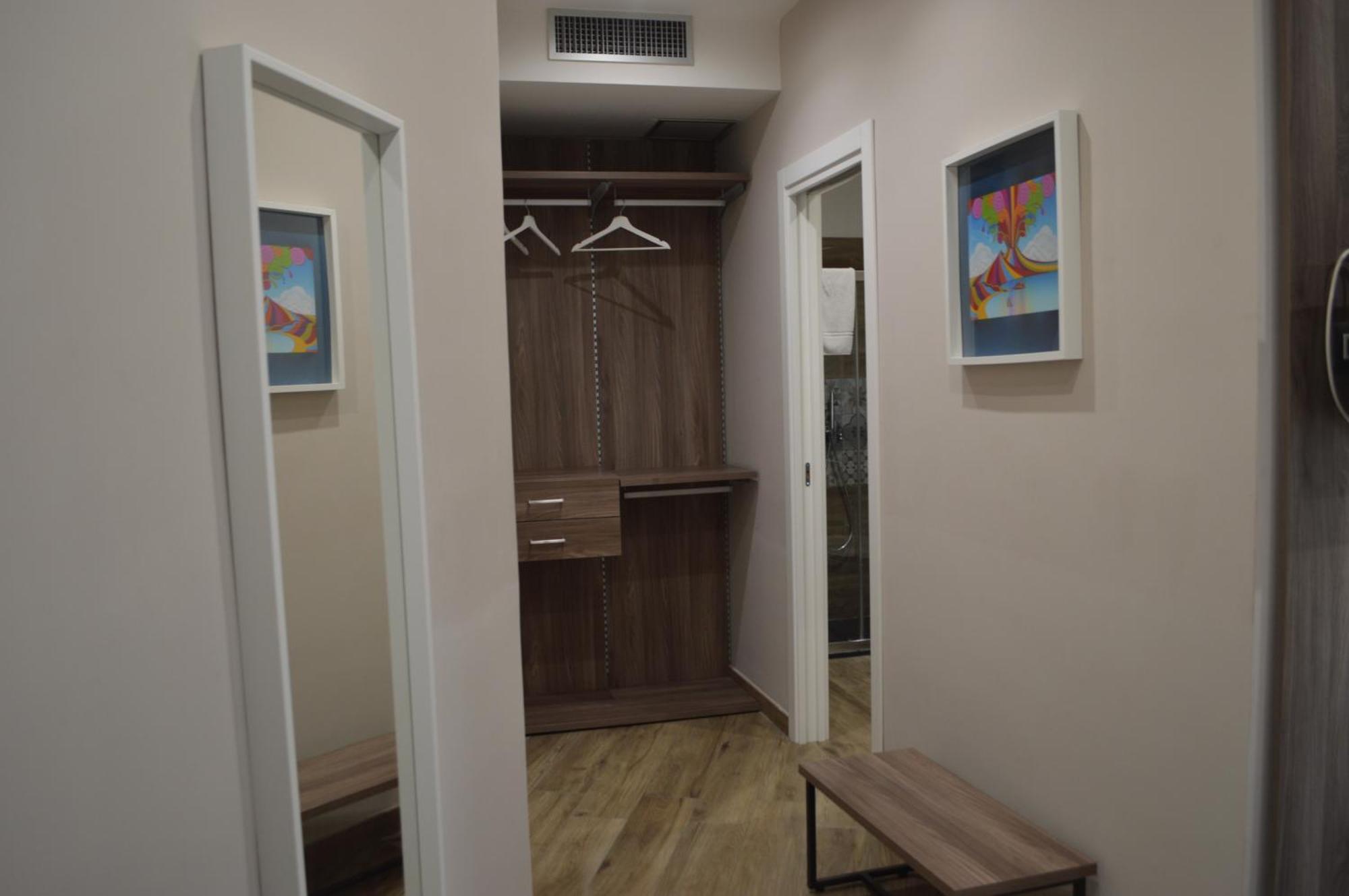 Famalu Apartments 나폴리 외부 사진